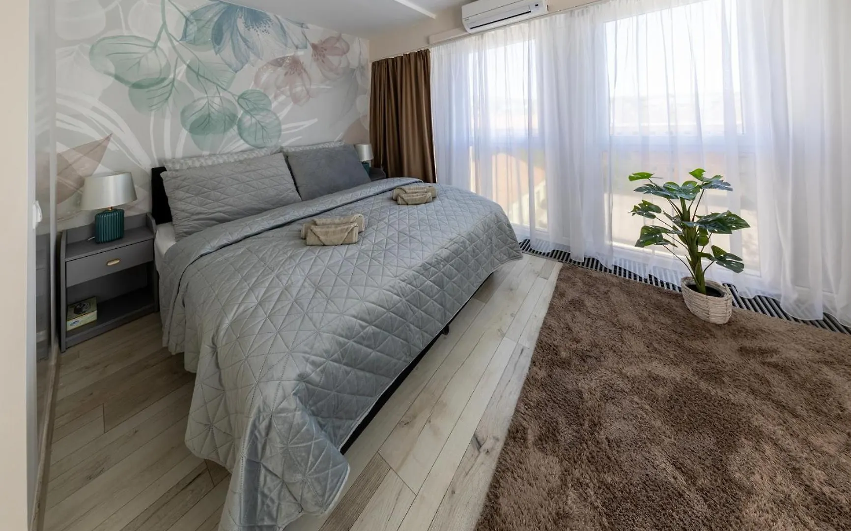 Hellowine Apartman III 埃格尔 公寓